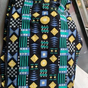 Lularoe tall and curvy leggings